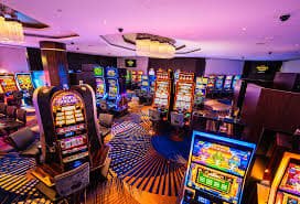 maxwin စလော့ Sweet Bonanza Pragmatic Play Slot Candy Symbol များ Cluster ဖြင့် ဆုရနေသောပုံ